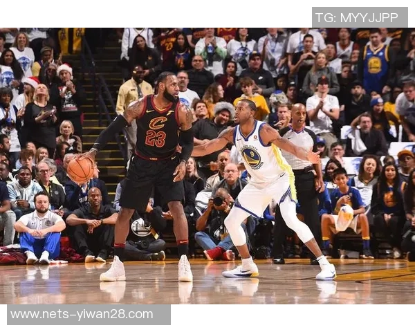 2017年圣诞大战骑士勇士巅峰对决回顾与精彩瞬间分析